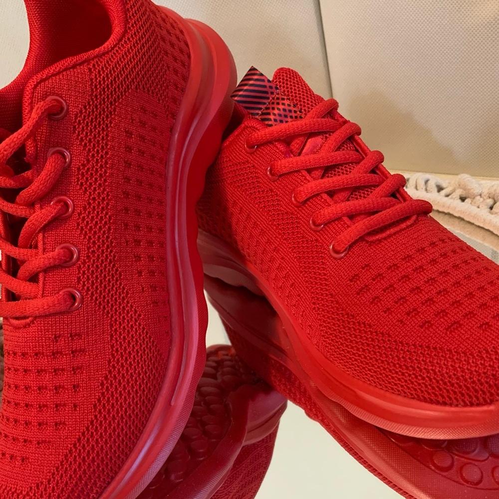 JEKO women’s athletic sneakers
